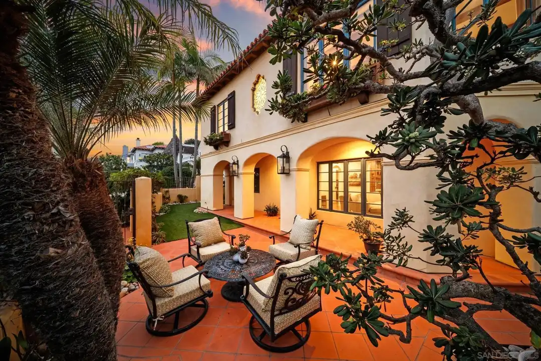 7344 Olivetas Ave – pohled 5