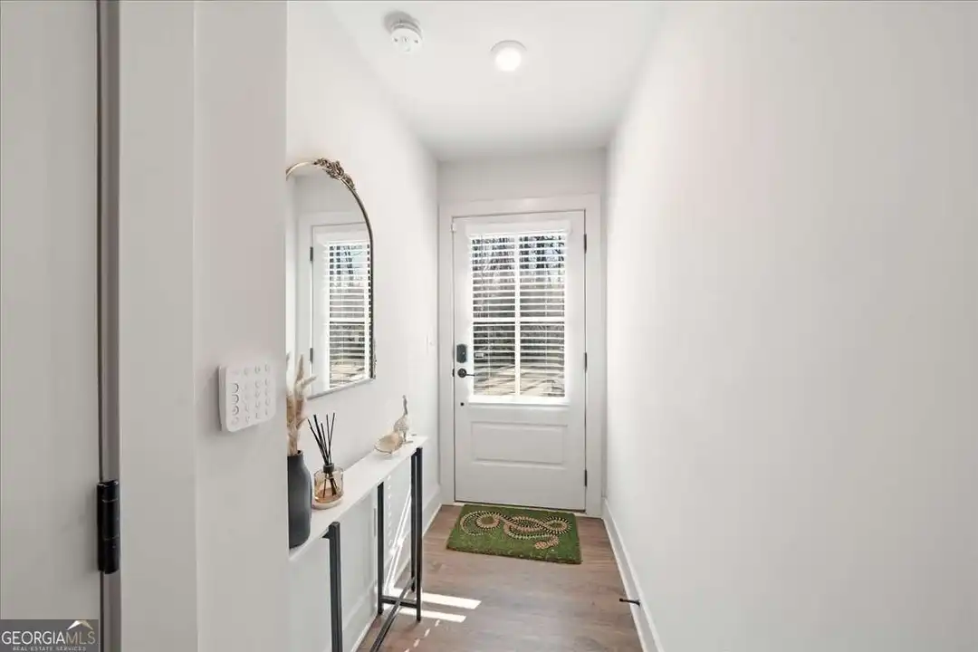 914 Spencer Ave - More