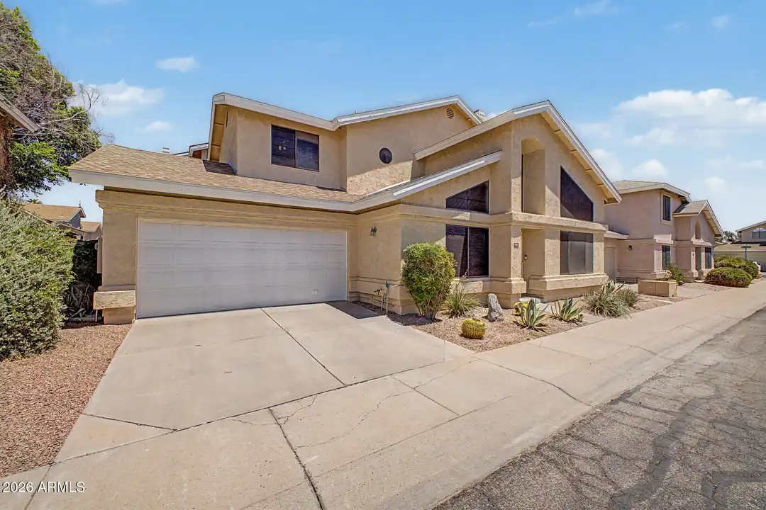 18829 N 42nd Dr - View 5