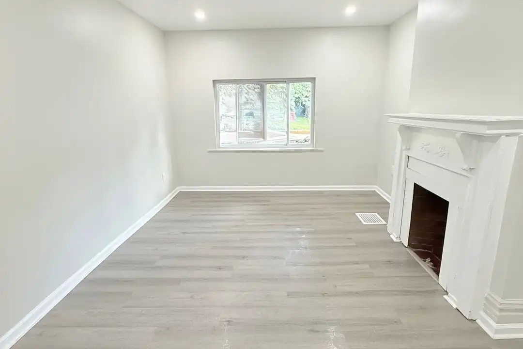 2021 Hampton Ave unit Floor 1 – photo 1