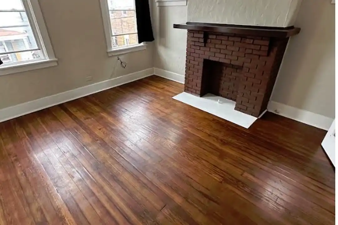 1212 Holmes St unit 2 – photo 1 of 11