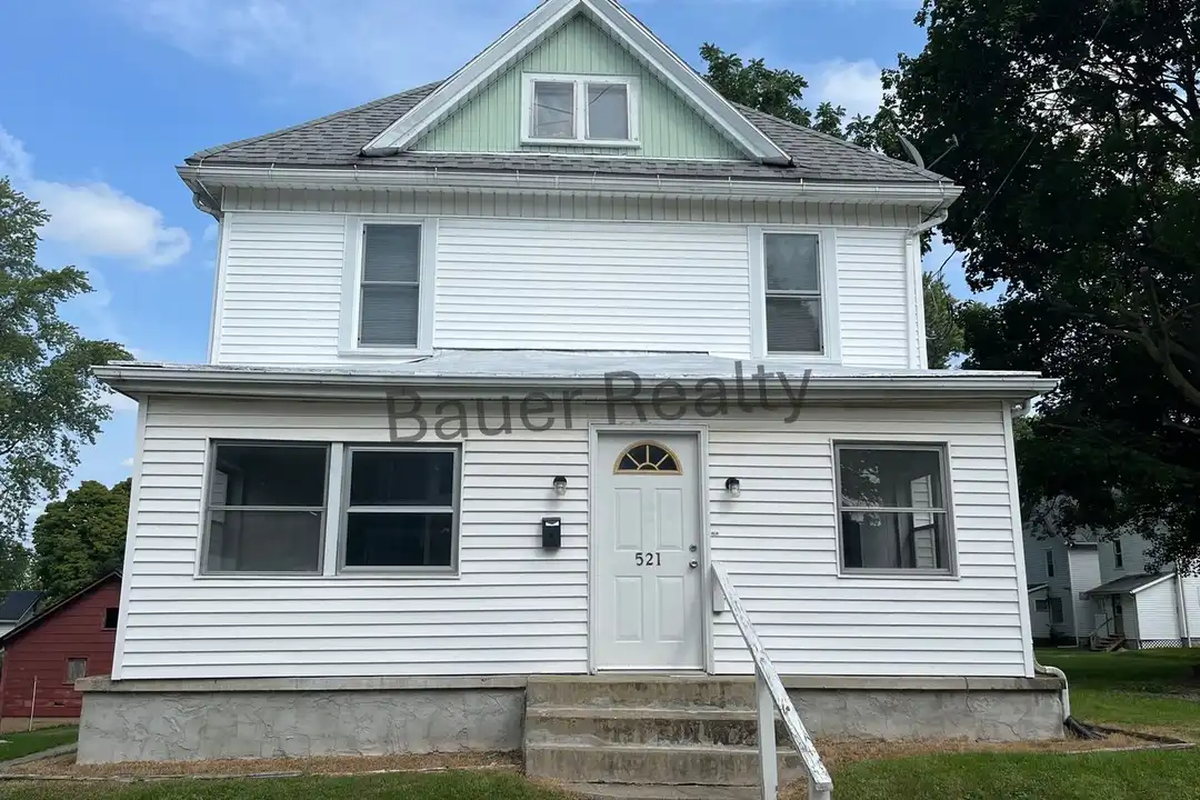 521 Arthur St – photo 1