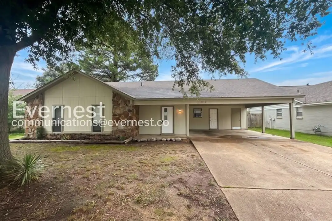 3352 Brownbark Dr - View 2