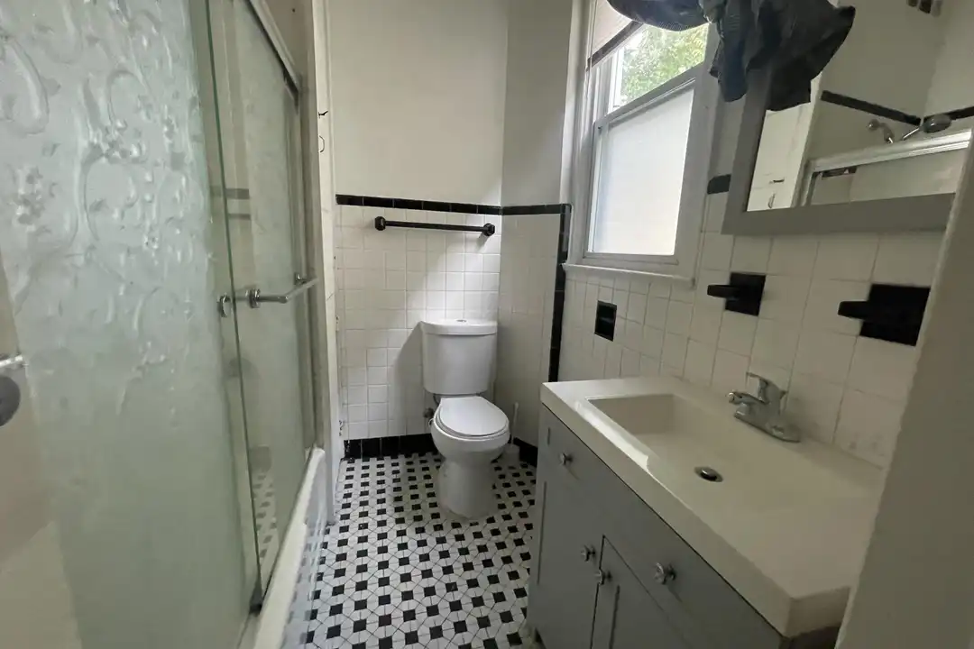 12 Rutgers Pl - View 6