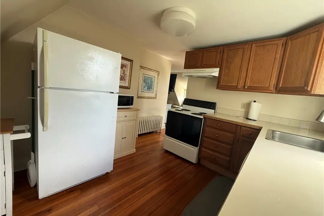 28 Calvert St unit 3 - View 6