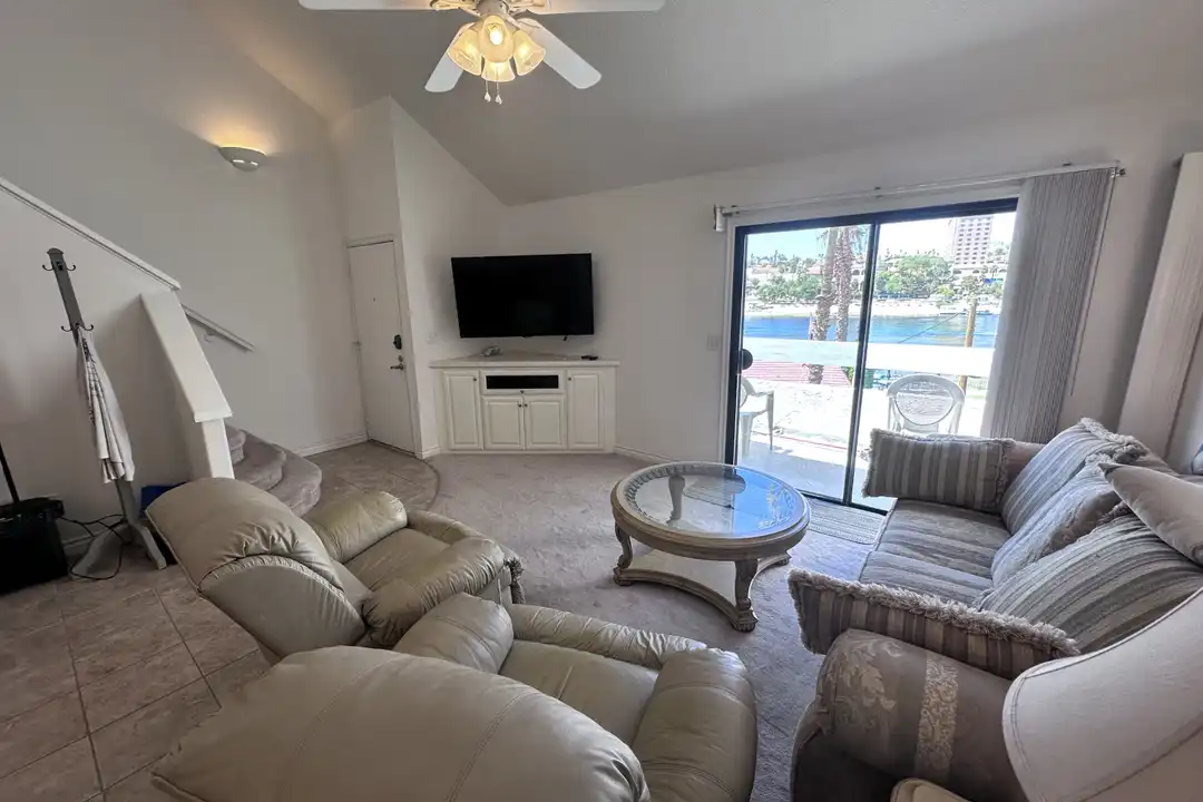441 Moser Ave unit C12 - View 3