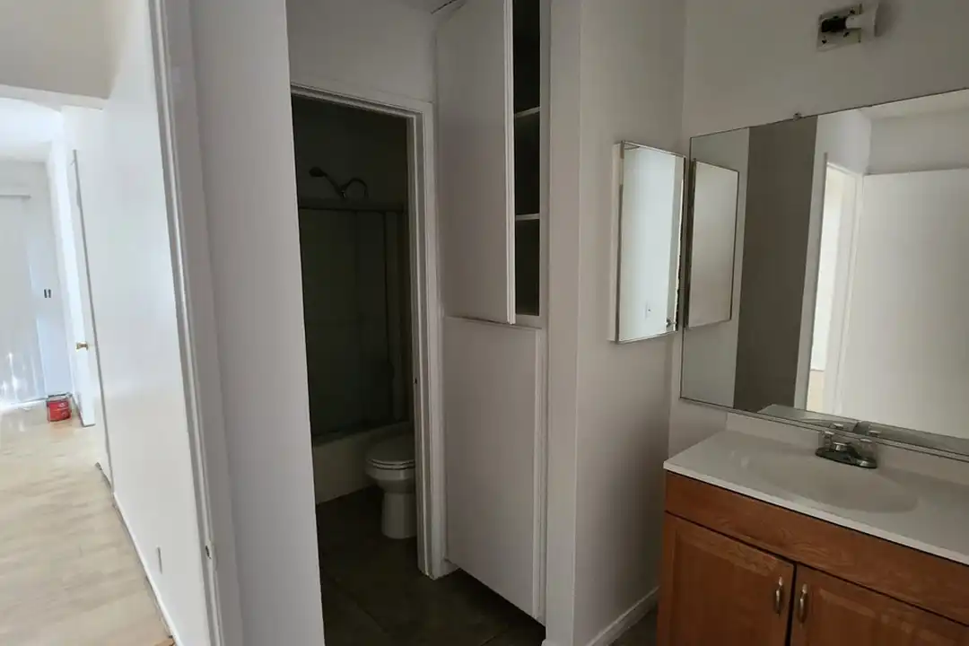 631 N Bristol St unit 66 - View 4