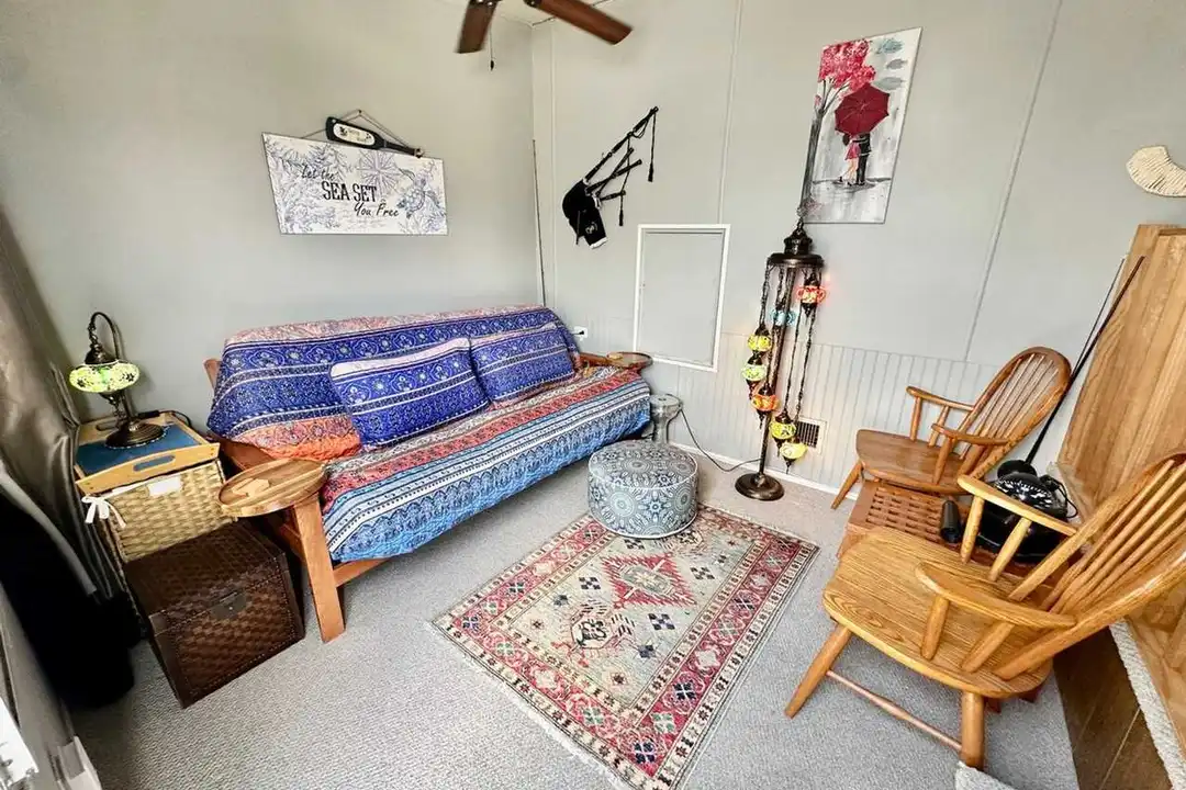 941 Nettles Blvd unit 1537509P - View 2