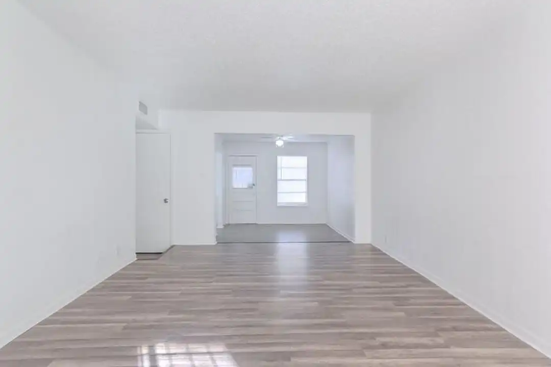 3501 Keltner Ave unit 102 - More