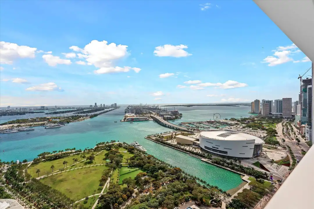 1040 Biscayne Blvd #4002 - View 2