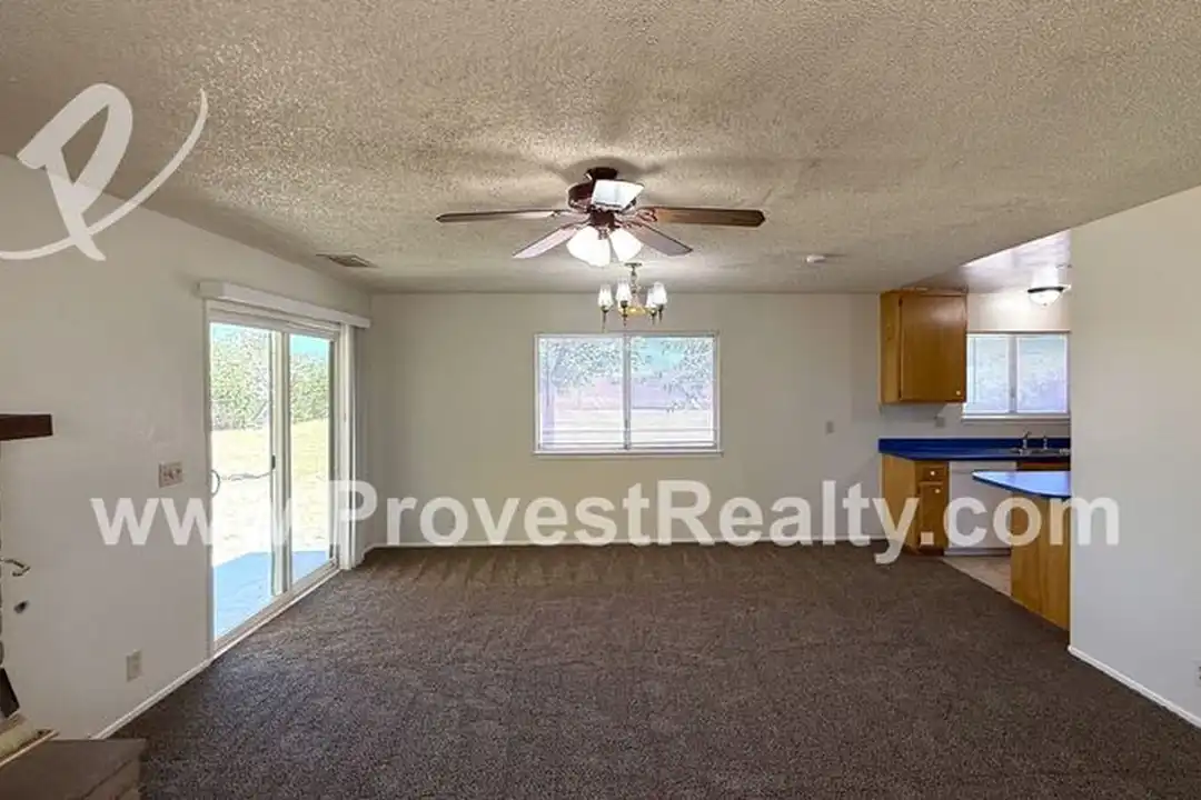 11045 Kiowa Rd - View 4