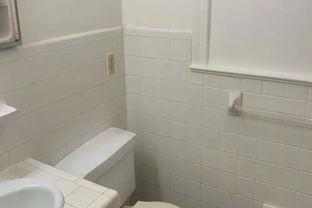 504 Davenport St unit A - View 6