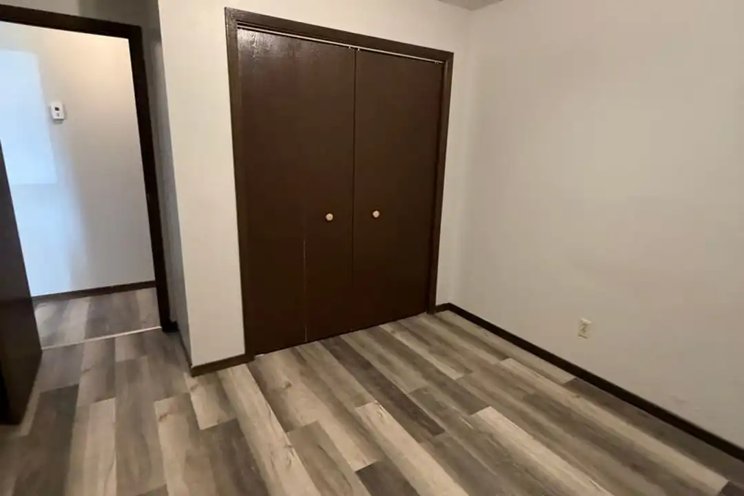 Apartment in Jamestown - View 4
