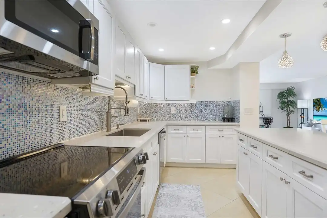 Apartment in Fort Lauderdale - More