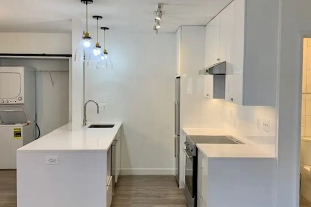 1881 3rd St NW unit 202 - More