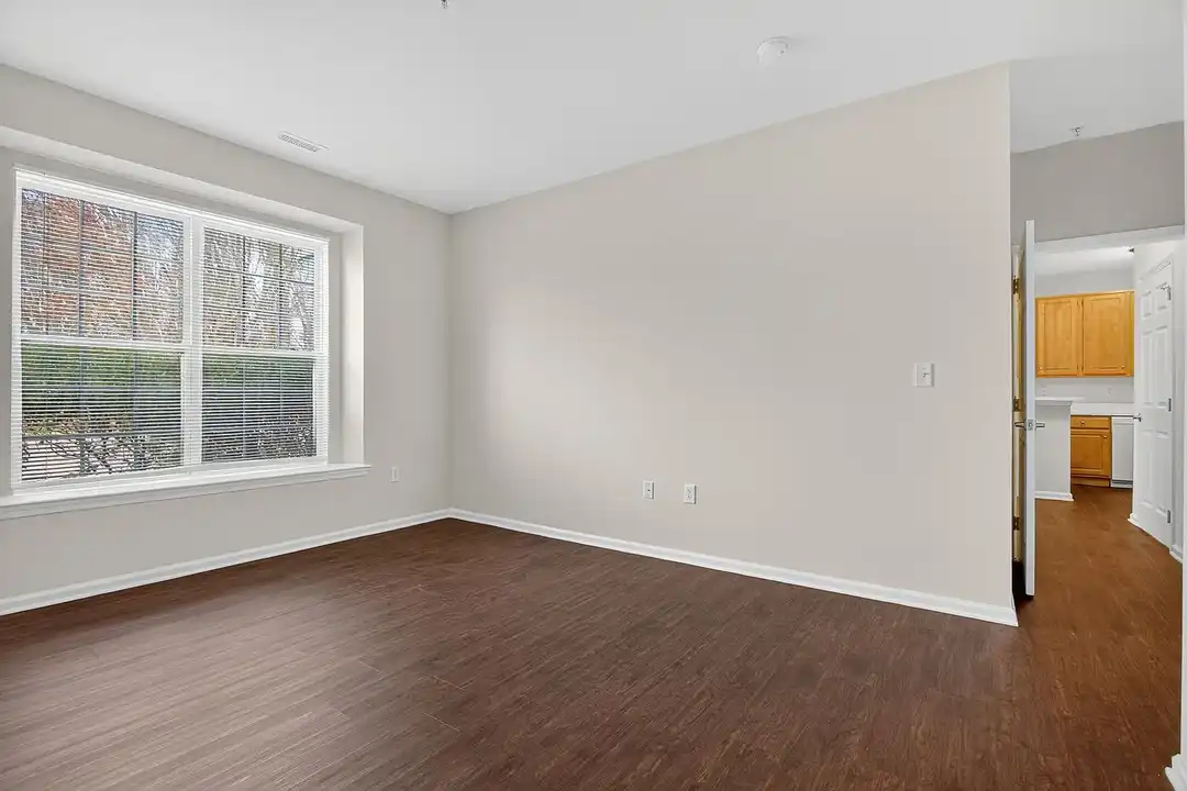 The Apartments At Weatherby – photo 1 of 40