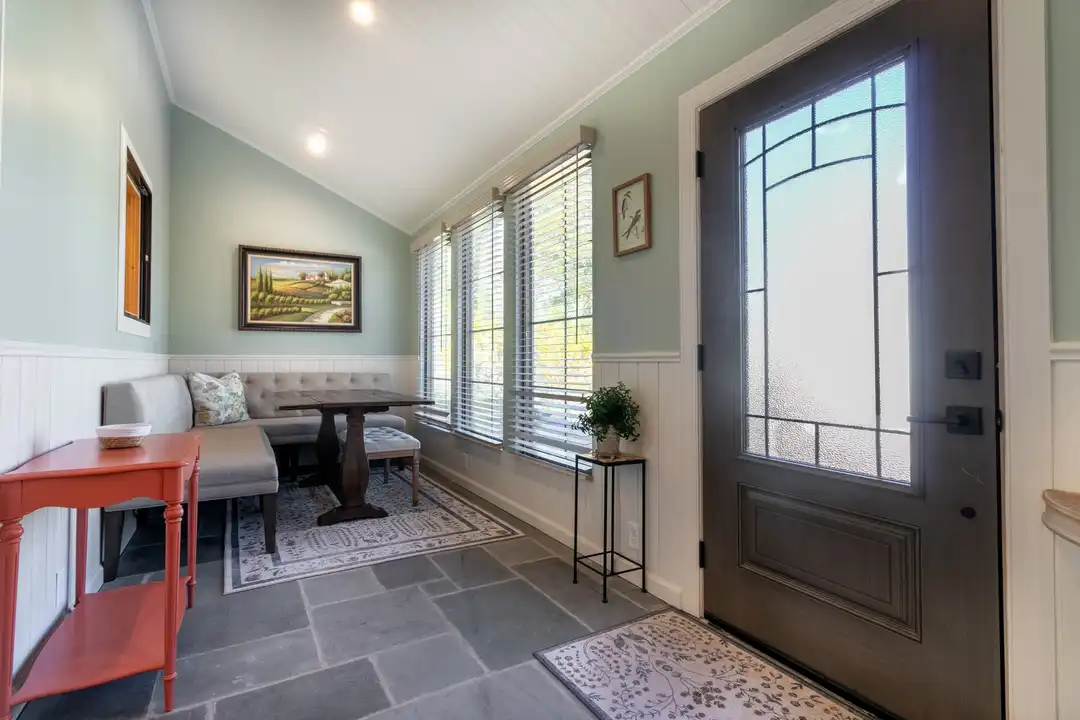 381 Kyle Rd - View 4