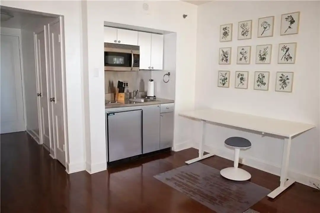 1205 St Charles Ave #706 - View 3