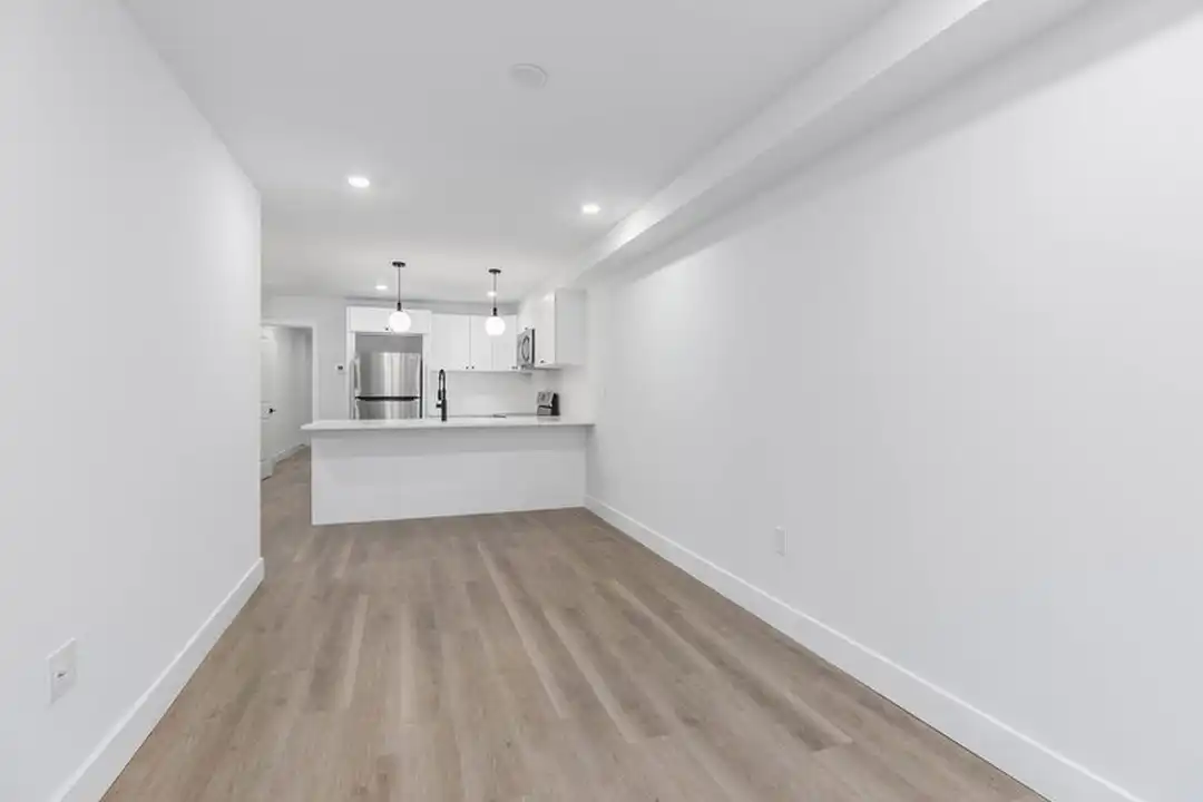 Apartment in Philadelphia, River Wards - View 3