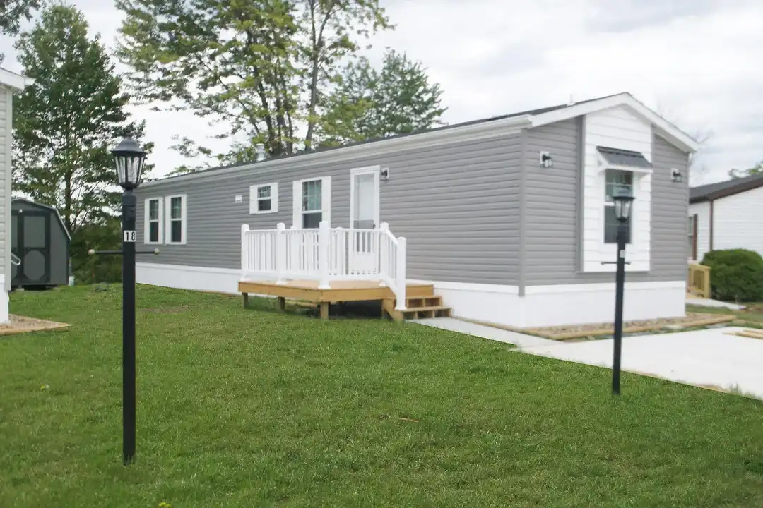 Colonial Heights – photo 1 of 30