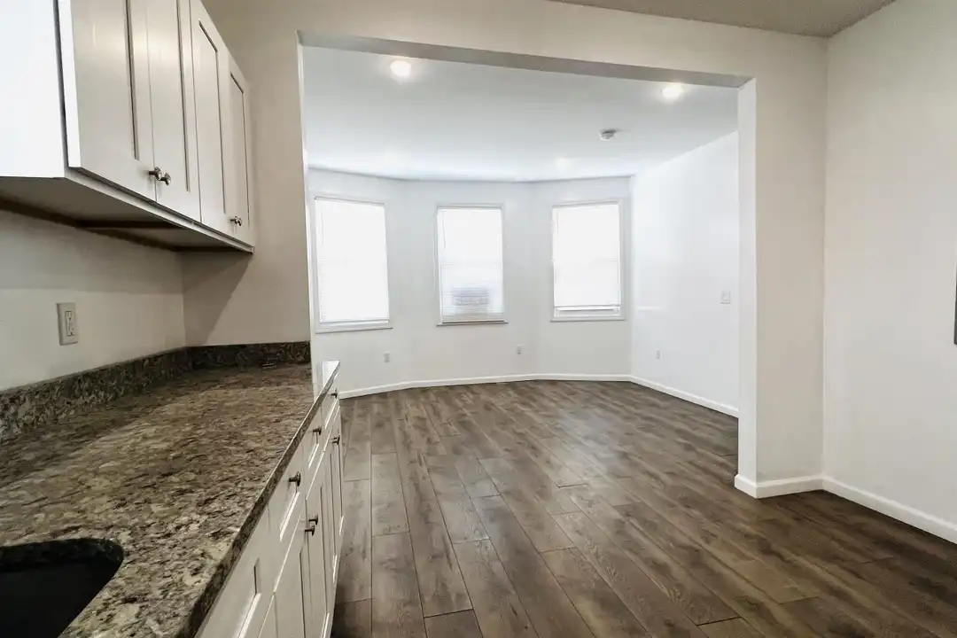 473 Grove St #1 - View 3