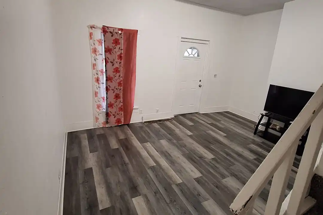 516 Scott St unit 1 – photo 1