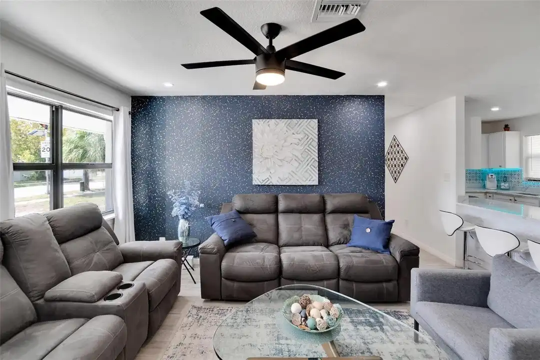 4731 W Montgomery Ave – pohled 6