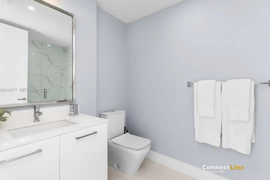 133 Isle of Venice Dr - View 2