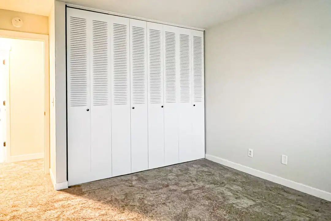 2800 Hillsboro Ave N unit 1 - More