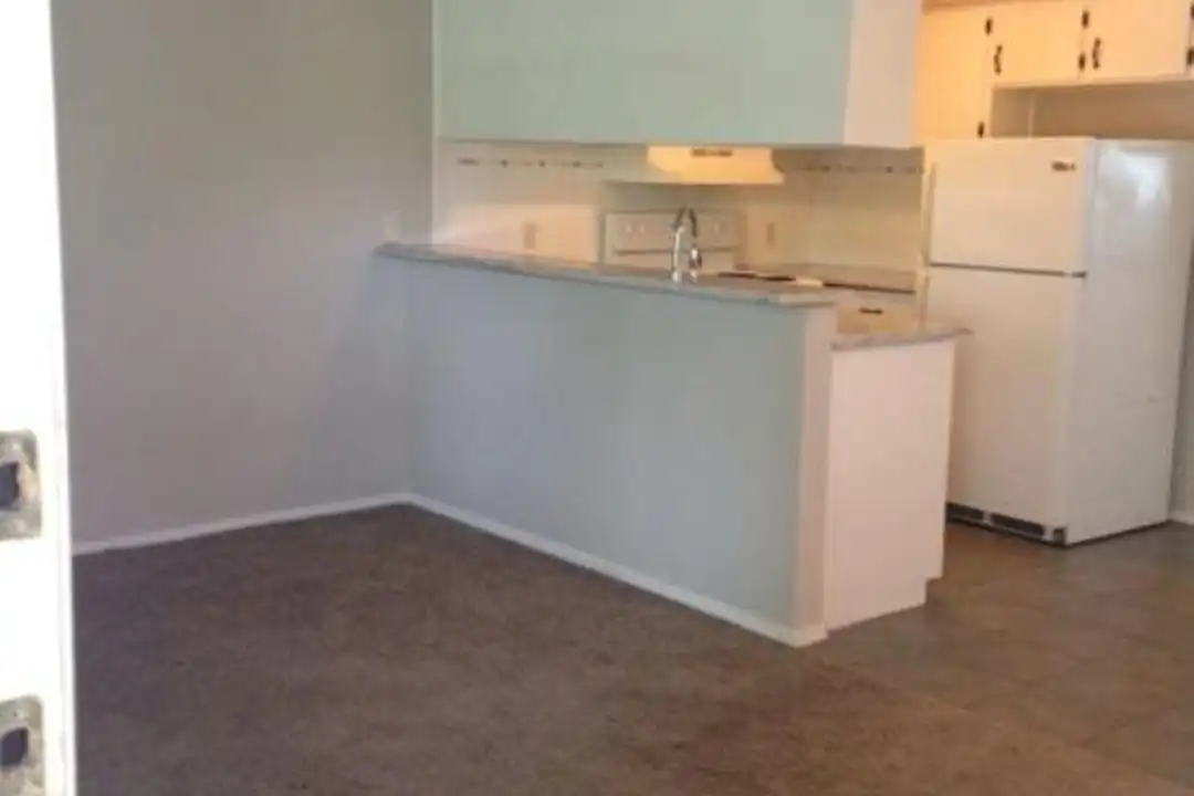 4538 Byers Ave - More