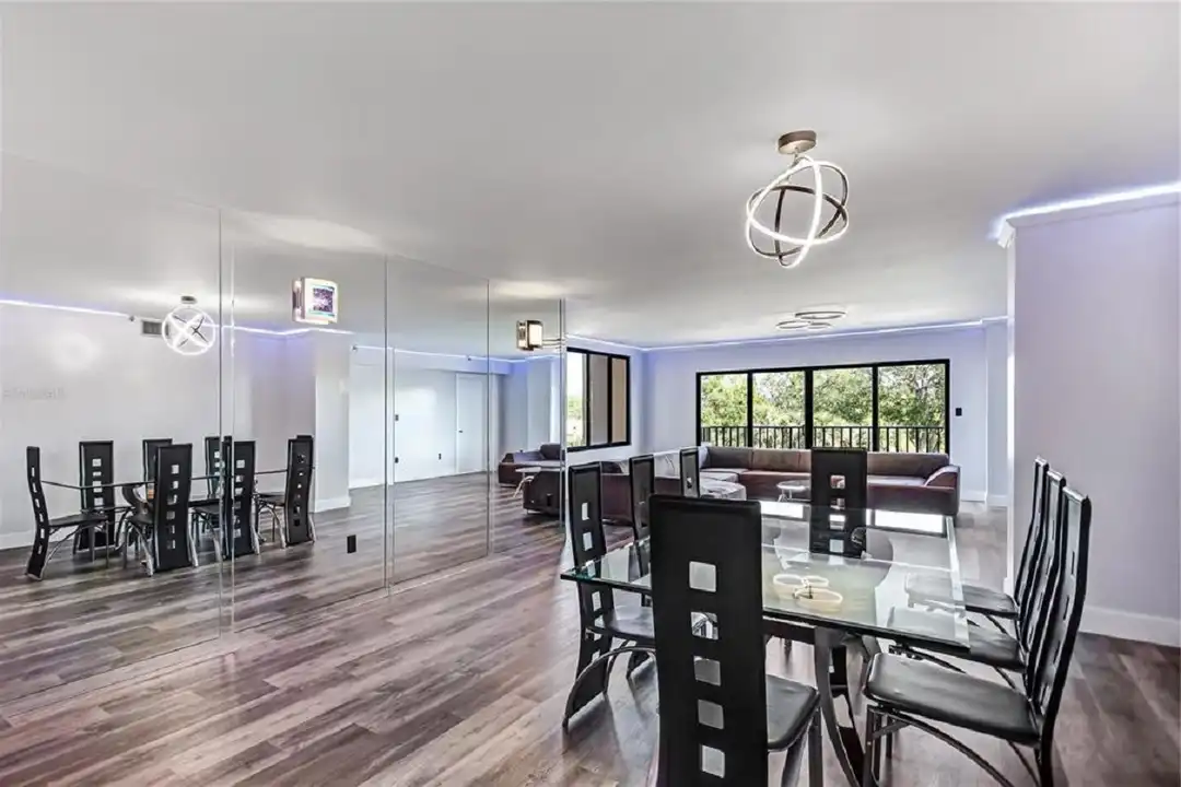 7550 Hinson St - View 6