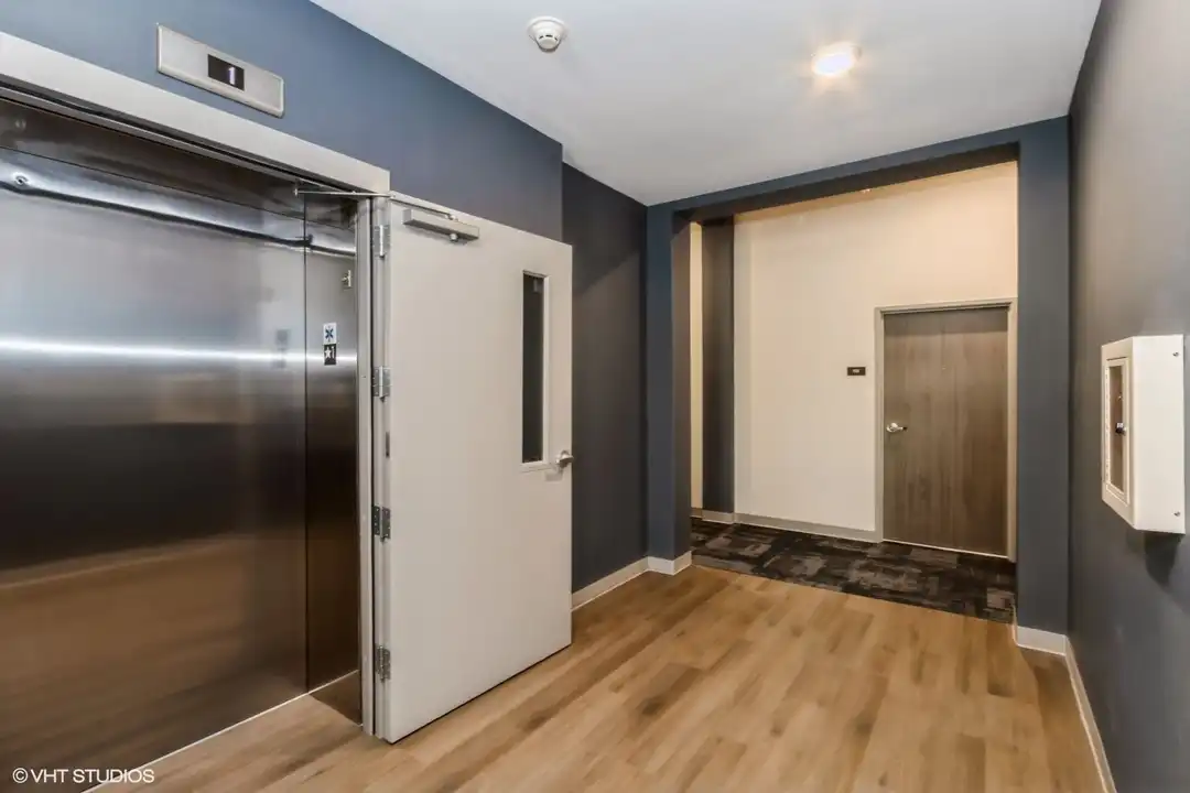 Apartment in Cedar Rapids - View 4