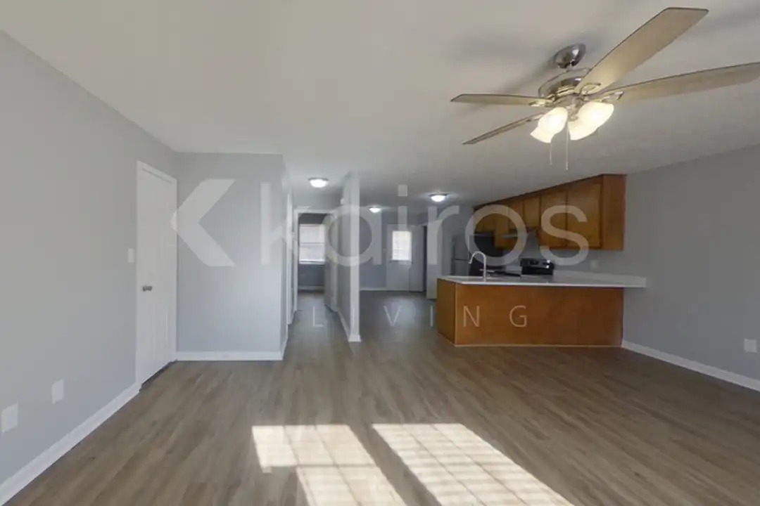 197 Fawn Dr - View 3
