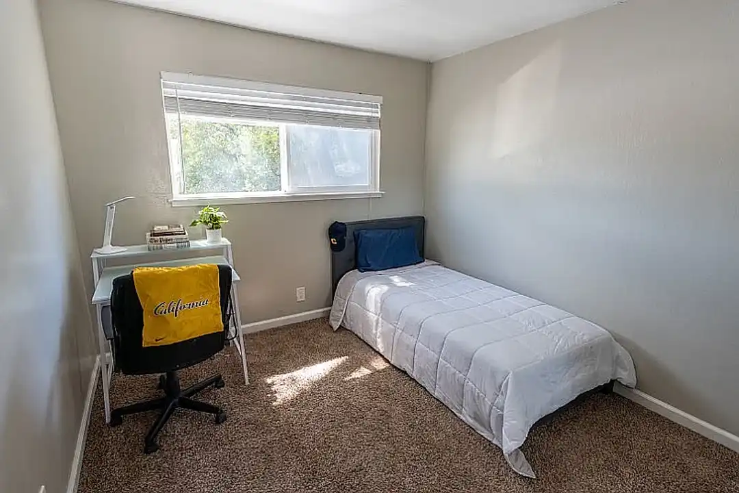 2360 Ellsworth - View 4