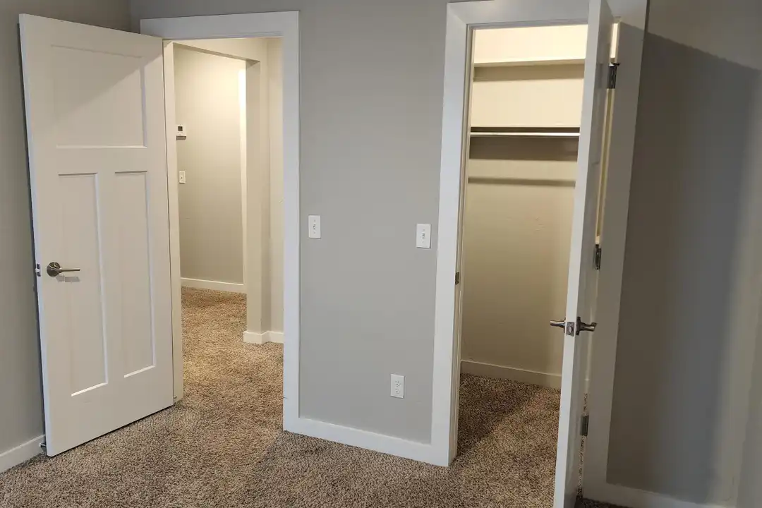 House in Edmond - More