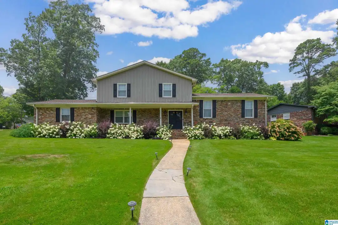 2344 Queensview Rd – photo 1