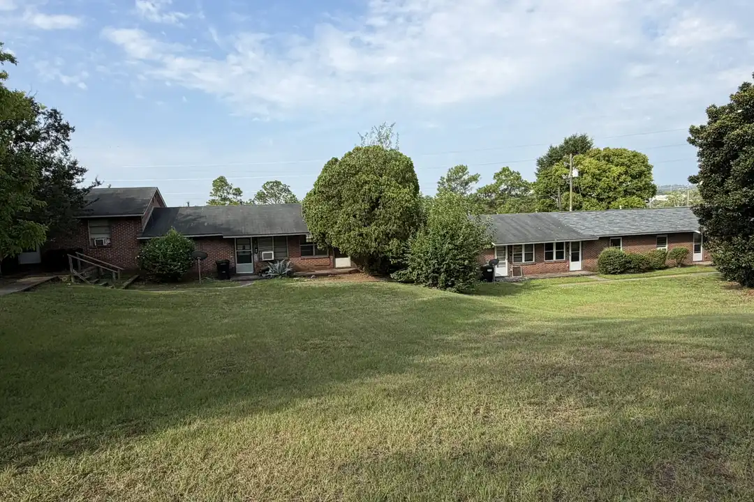 1400 Shepherd Dr unit 20 * – photo 1
