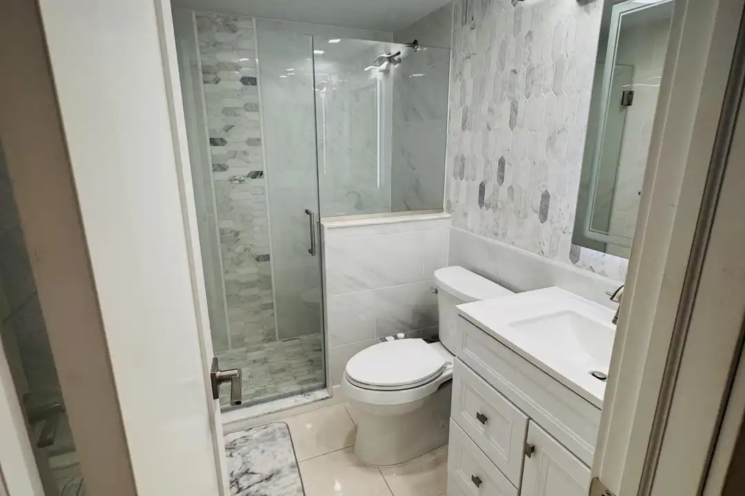 16 Windsor A - View 5