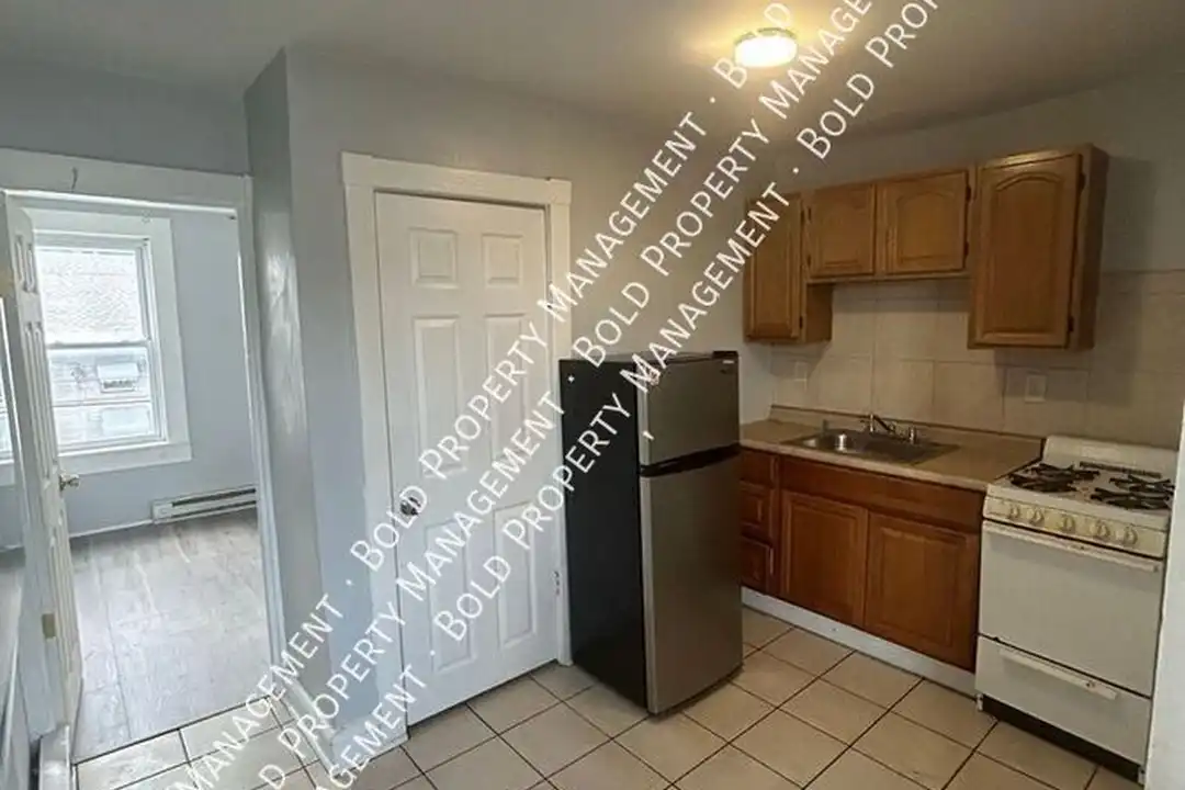 846 Bingaman St – photo 1 of 6