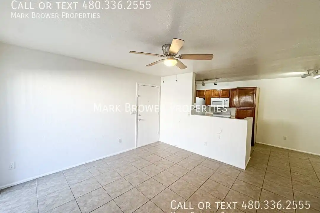 623 W Guadalupe Rd - View 4