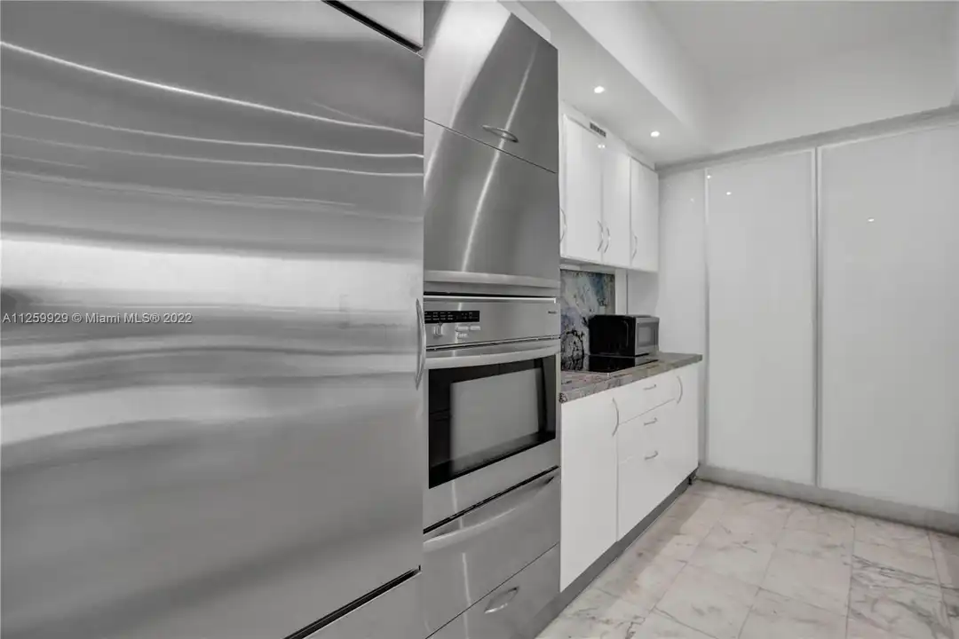 450 Alton Rd - View 4