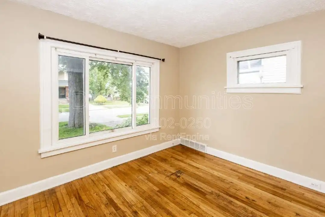 3849 W 135th St – pohled 2