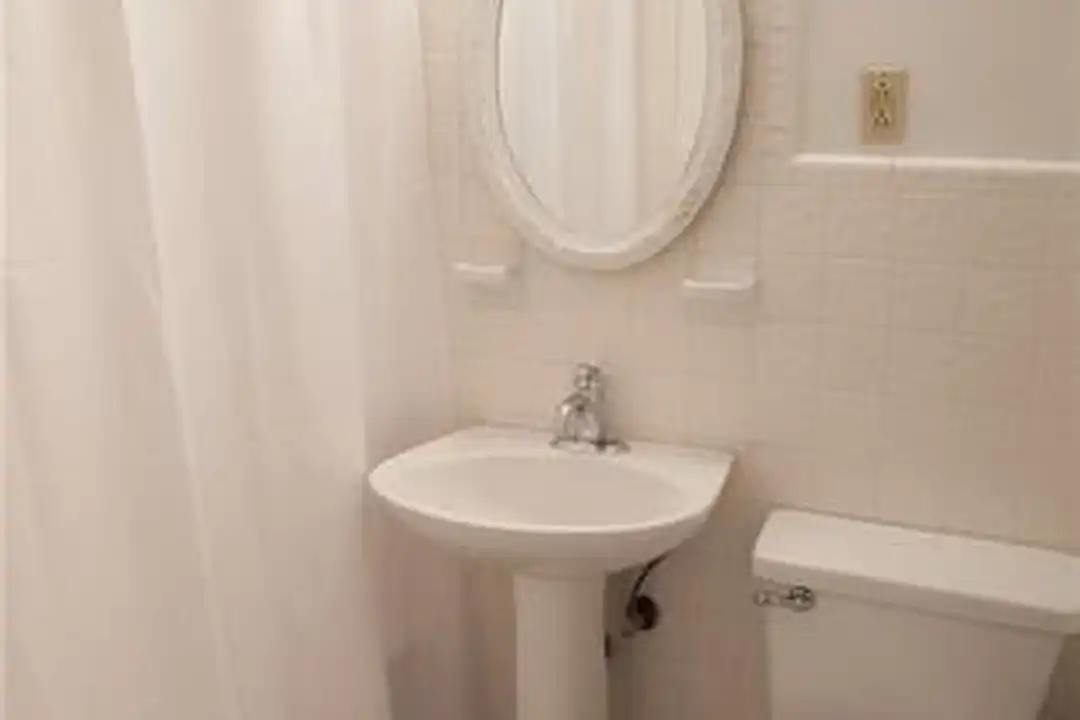 1205 St Charles Ave #706 - View 6
