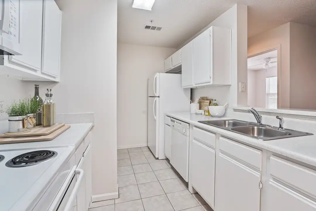 1850 Stella Ln unit 4-411 - View 3