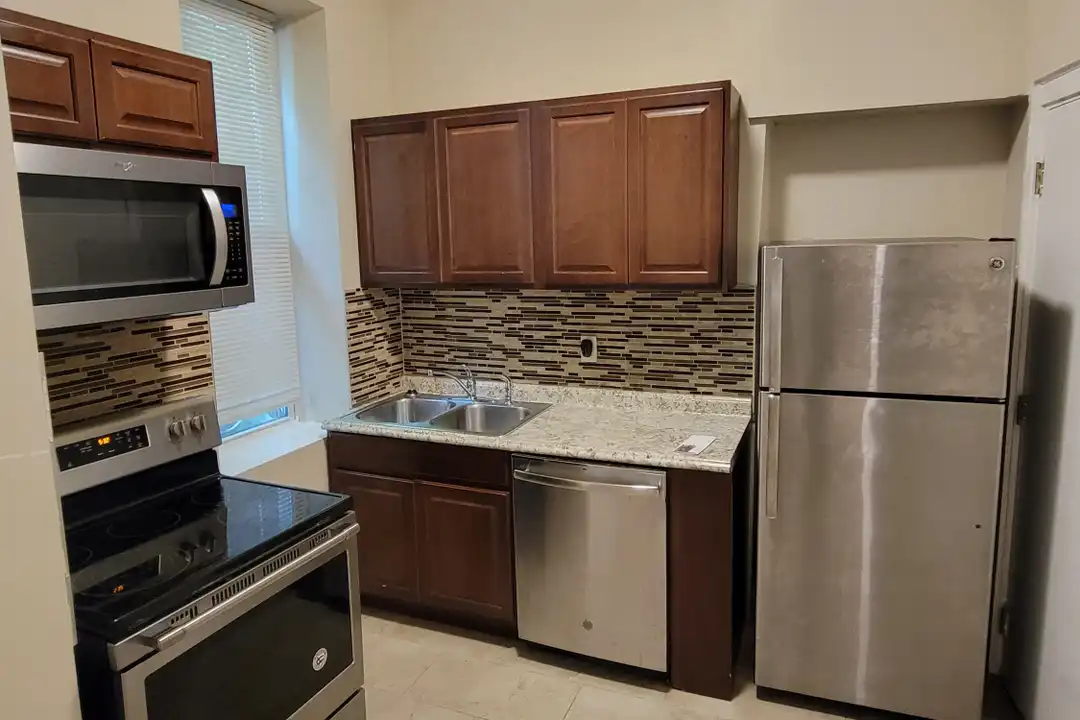 714 Cedar Ave unit 2 – photo 1