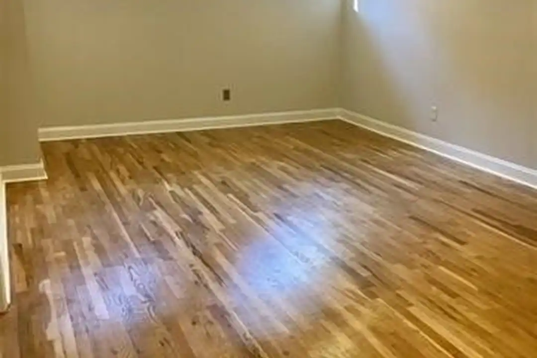 353 Grove St #1A - More