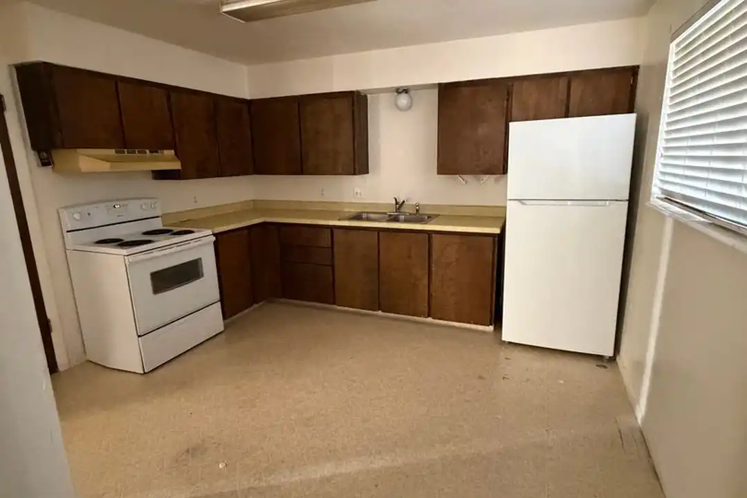 1070 E 8th N unit Bookcliff Apartments #8 - View 2