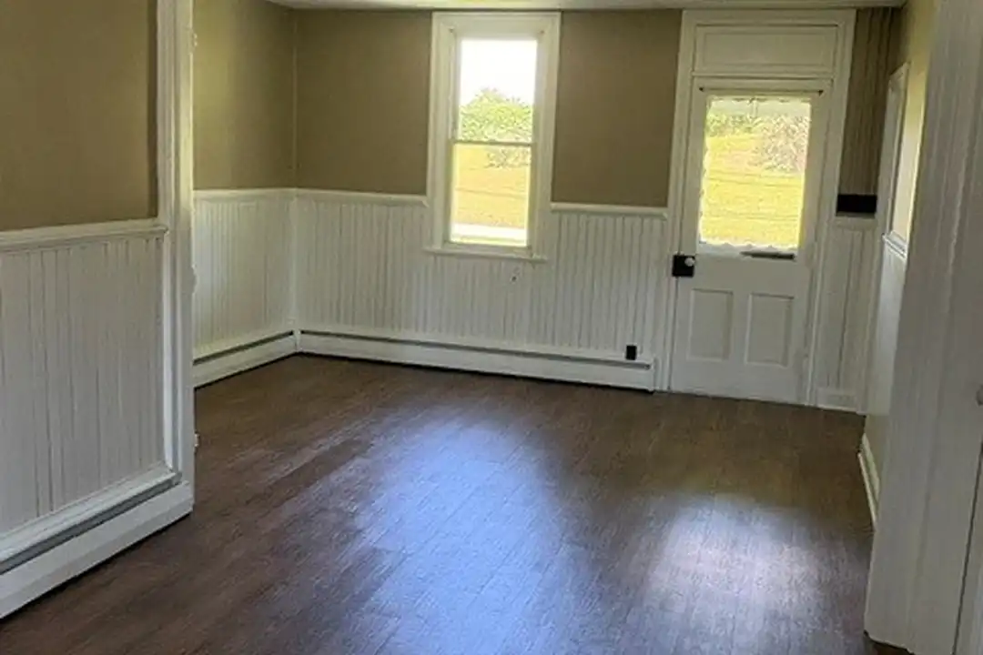 1520 Windsor Castle Rd - View 4