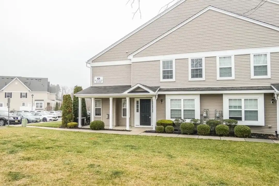 Apartment in Woolwich Township - View 5