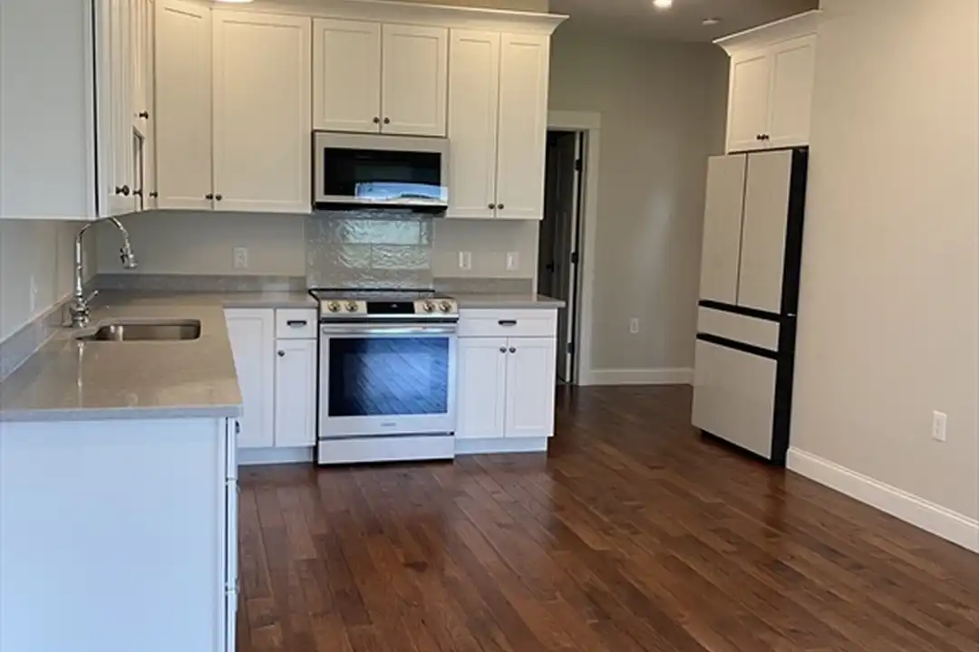 Apartment in Bolton - View 2